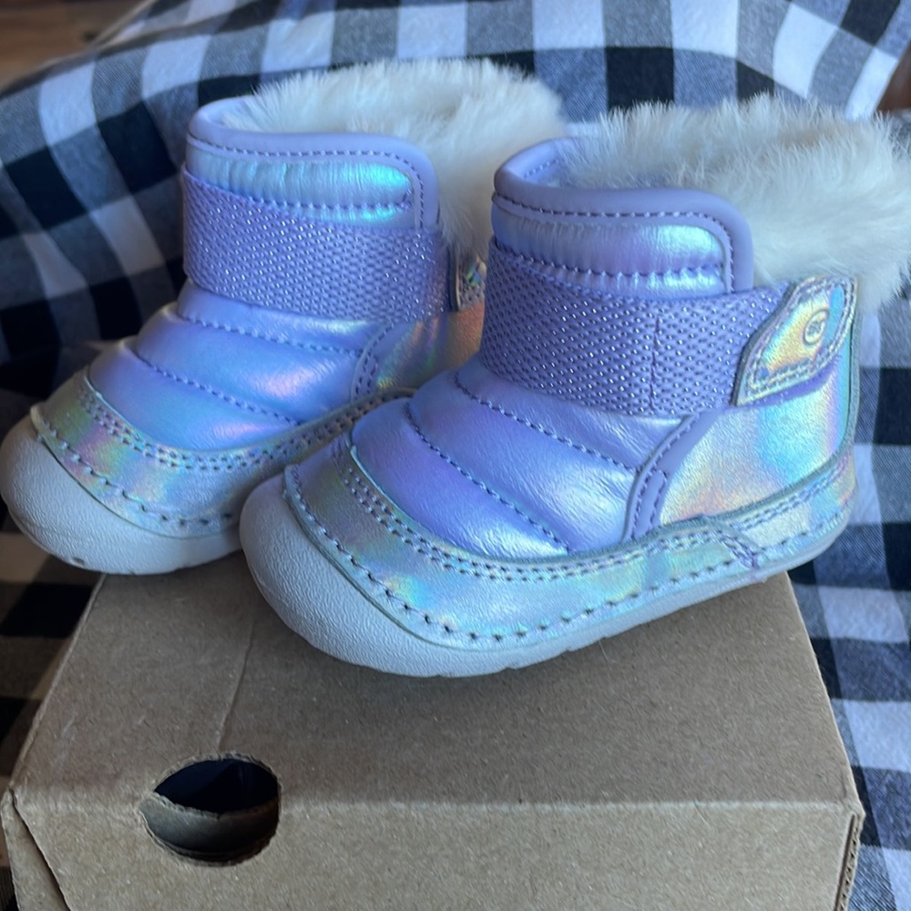 Stride rite 3.5w new Channing boots